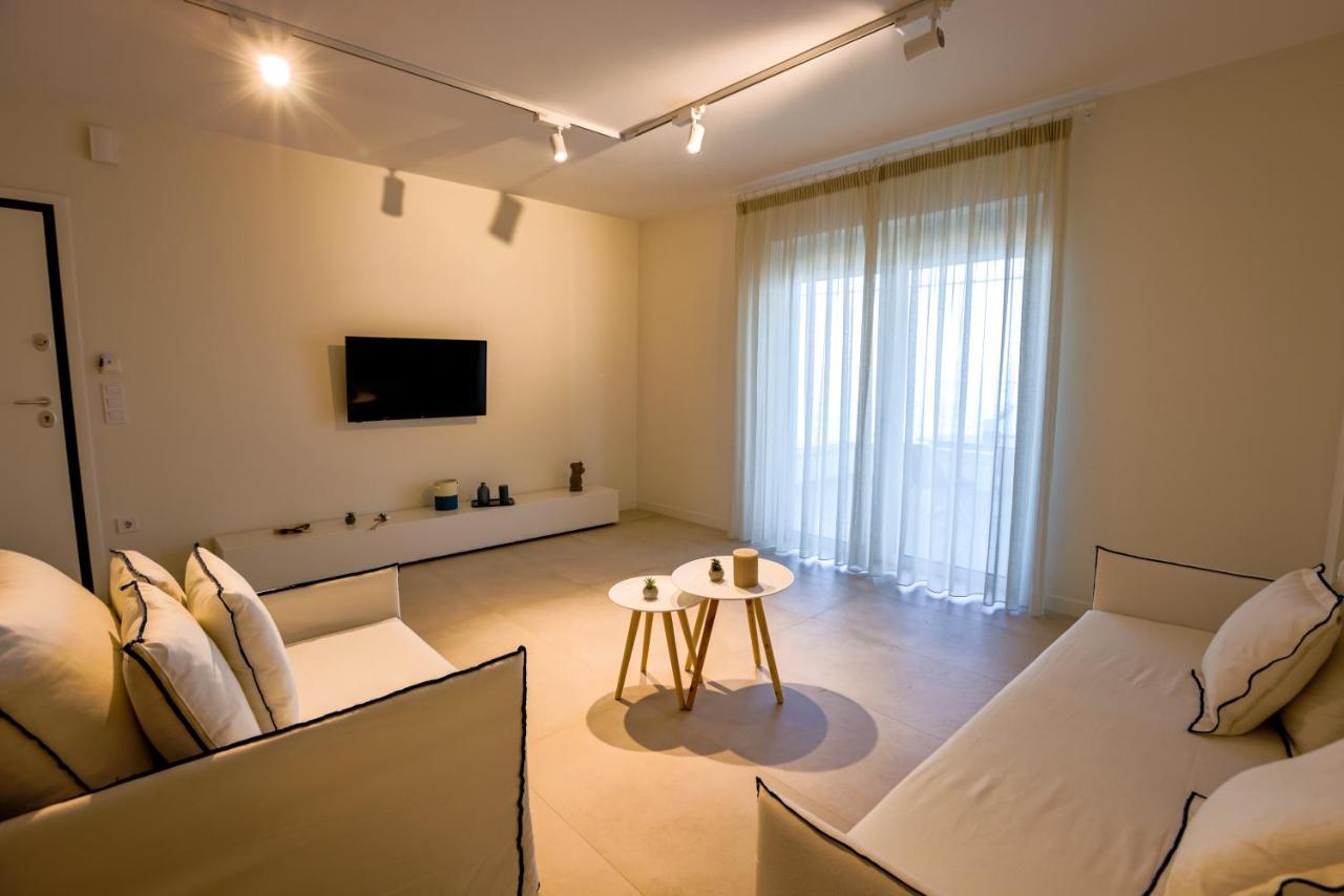 La Mer Bleue Beachfront Boutique Apartments Vrahati Dış mekan fotoğraf
