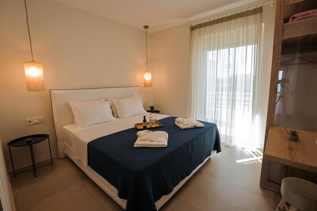 La Mer Bleue Beachfront Boutique Apartments Vrahati Dış mekan fotoğraf