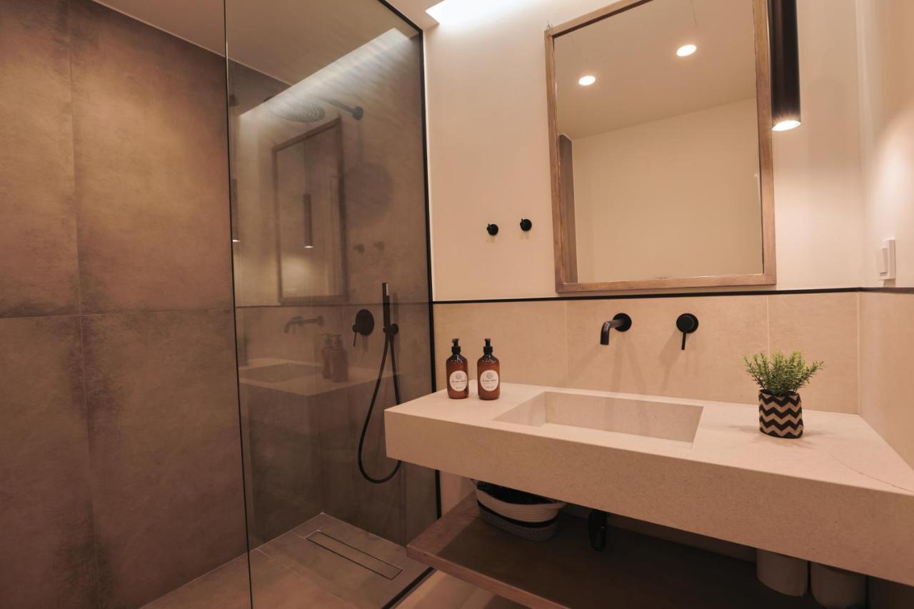 La Mer Bleue Beachfront Boutique Apartments Vrahati Dış mekan fotoğraf