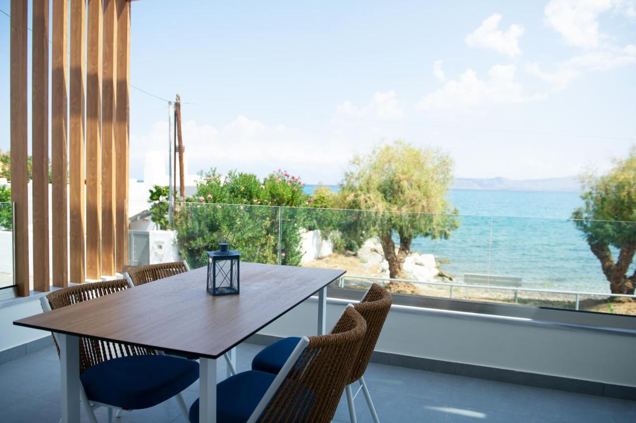 La Mer Bleue Beachfront Boutique Apartments Vrahati Dış mekan fotoğraf